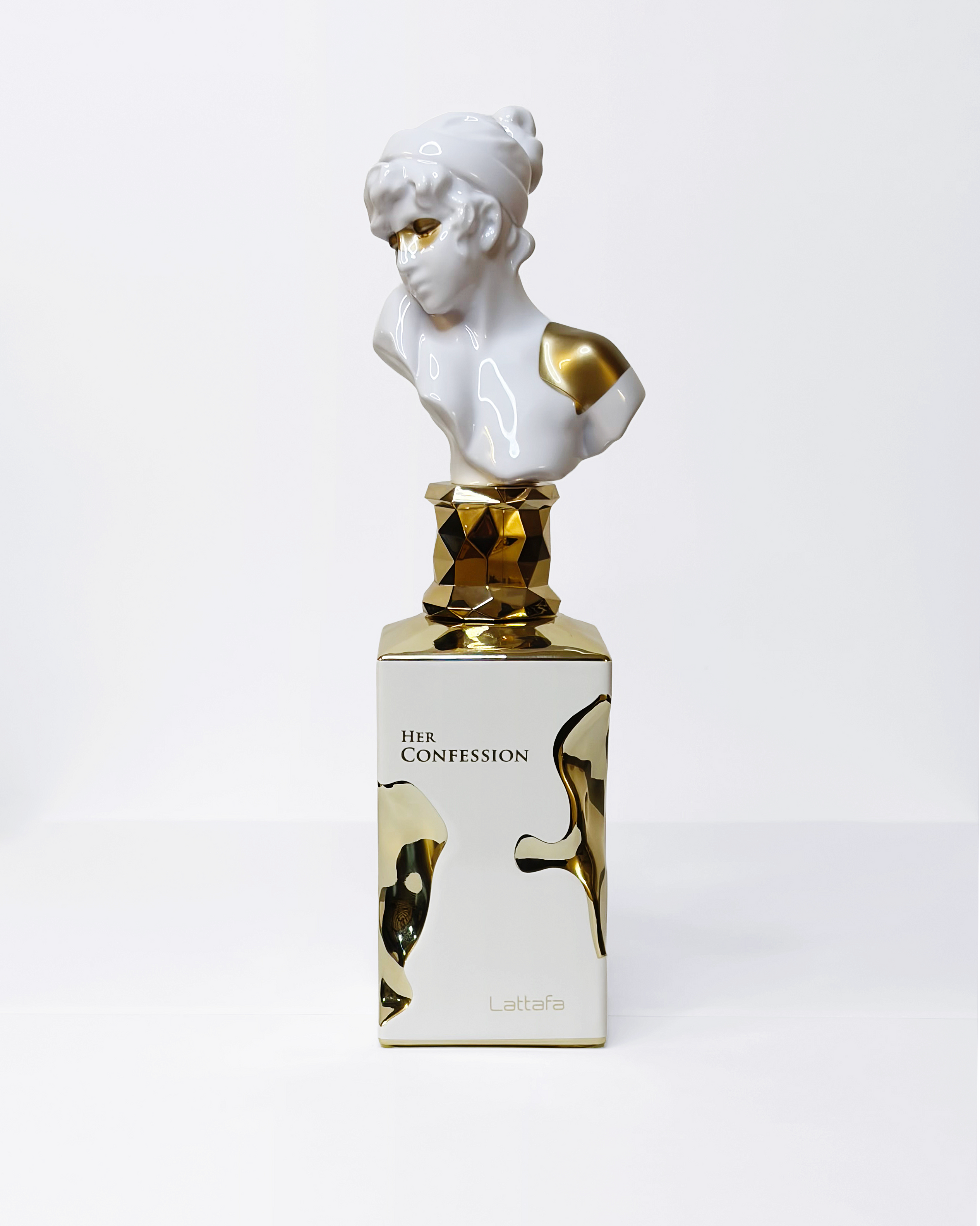 Her Confession Lattafa 100ml